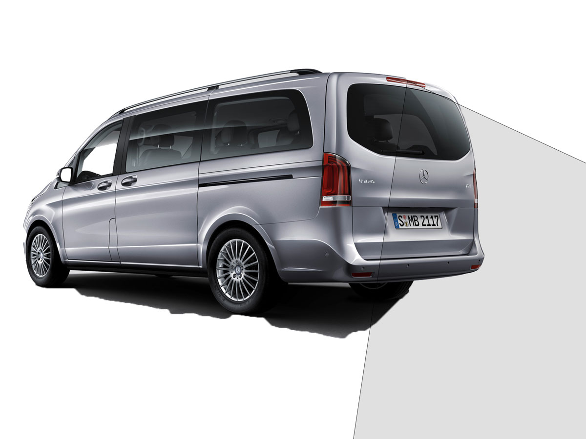 Mercedes V met achteruitrijcamera bij Ataf Turnhout