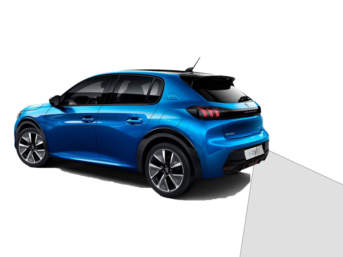 Peugeot 208 met achteruitrijcamera bij Ataf Turnhout