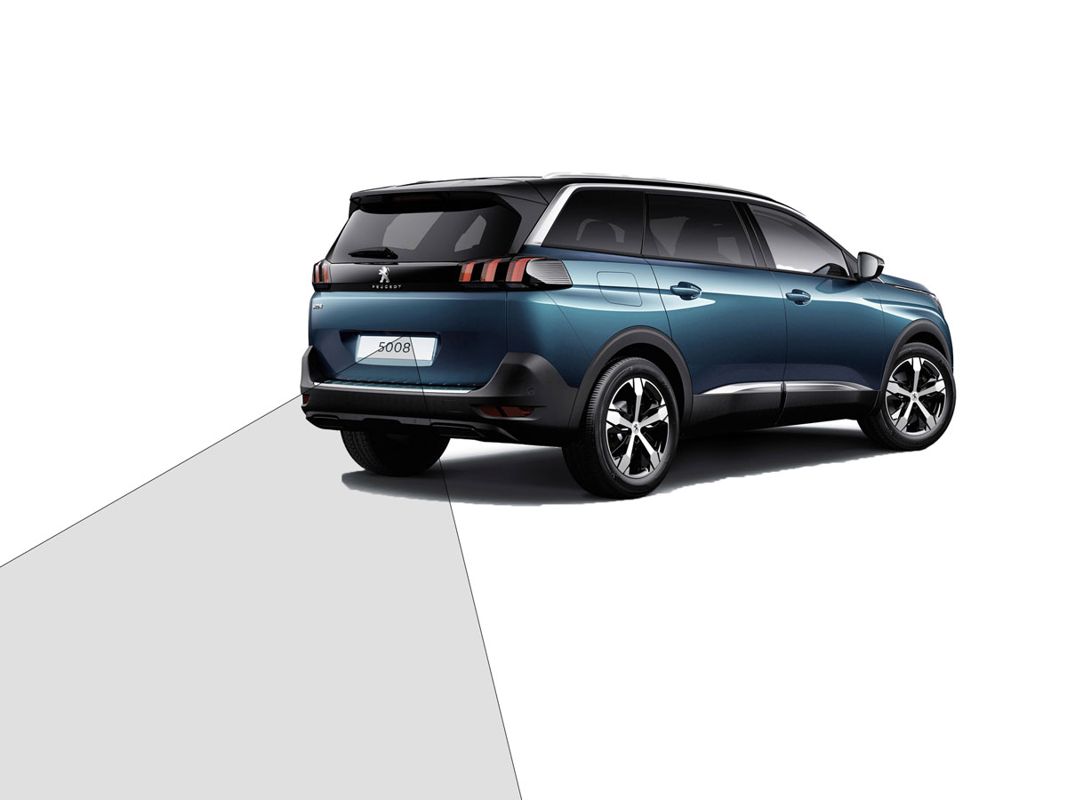 Peugeot 5008 met achteruitrijcamera bij Ataf Turnhout