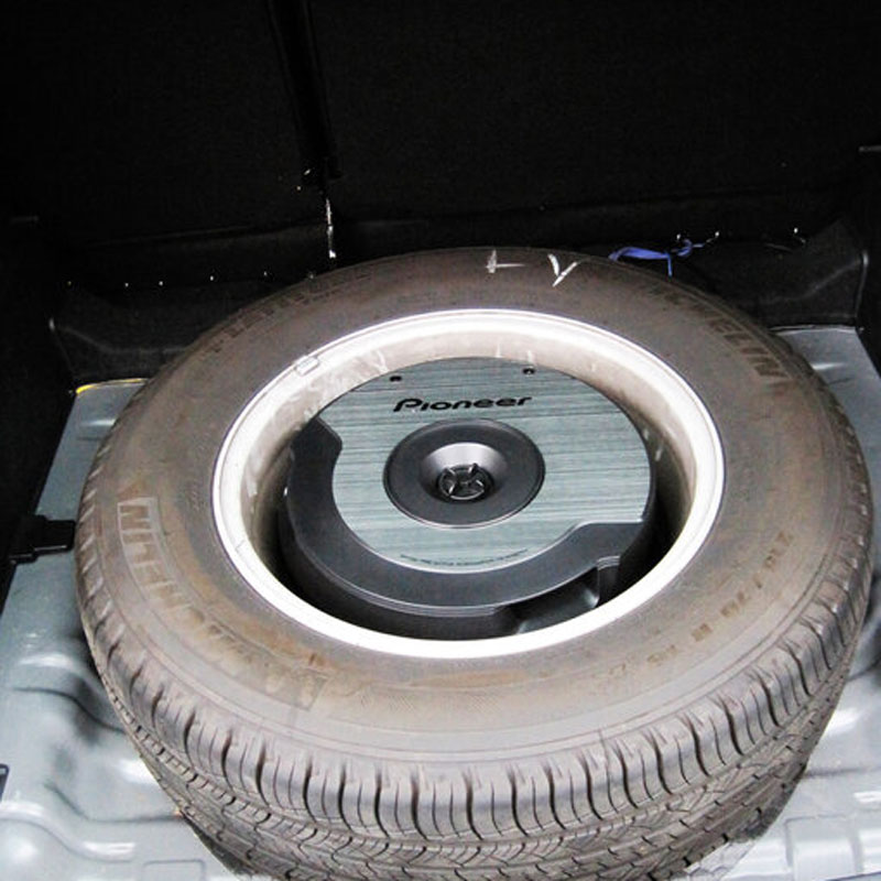 Subwoofer-spare-wheel-tswx610a